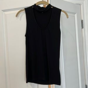 Choker neck black tank